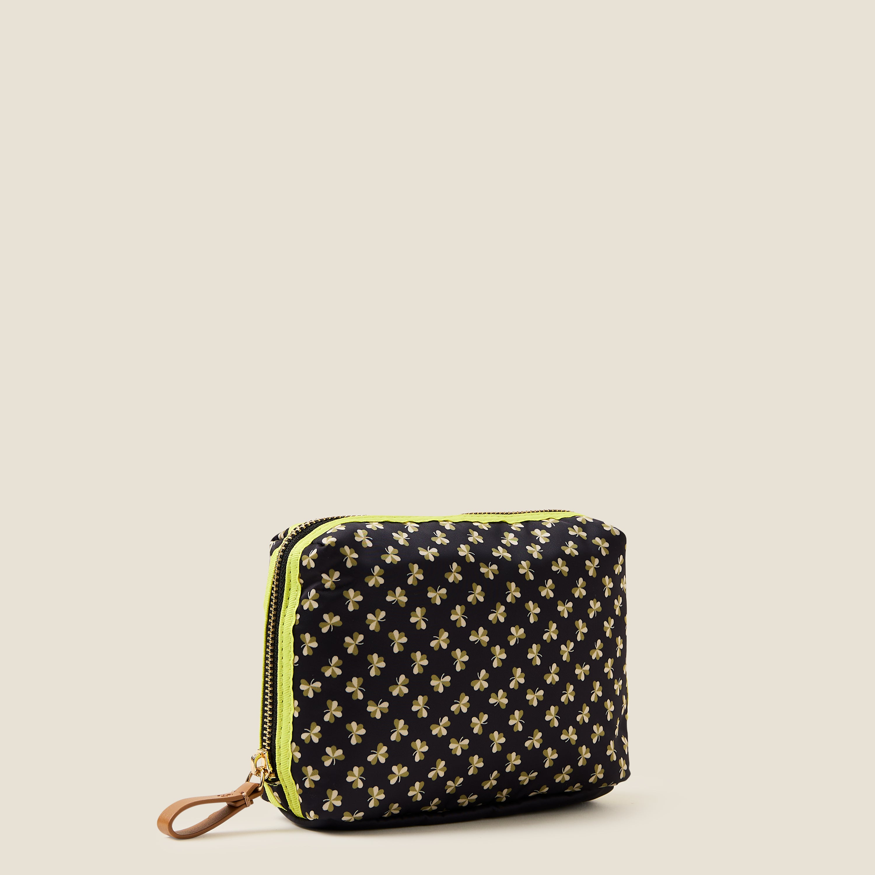Medium Pouch - Ditsy Clover Black