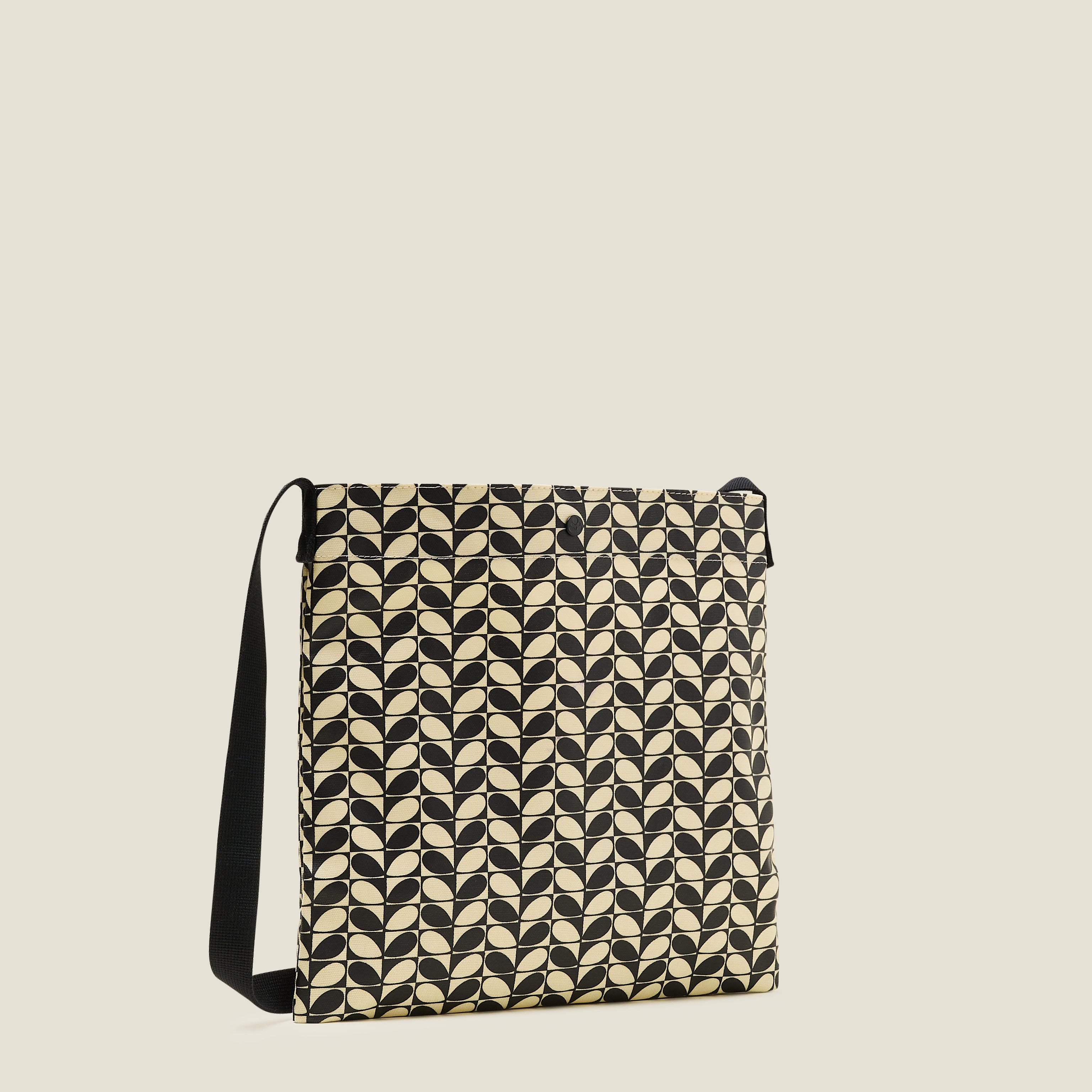 On a Roll Flat Crossbody - Mono Stem Black