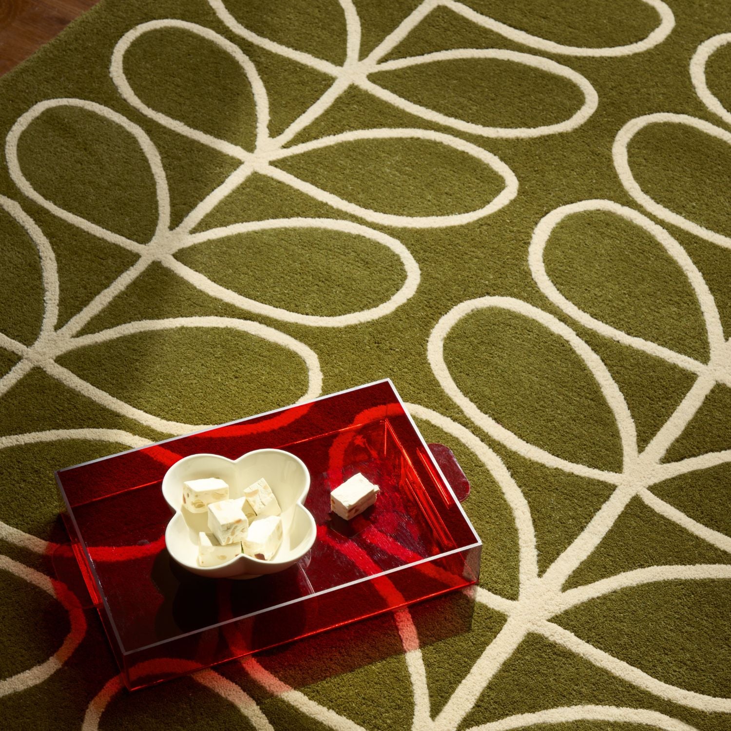 Linear Stem Rug - Olive
