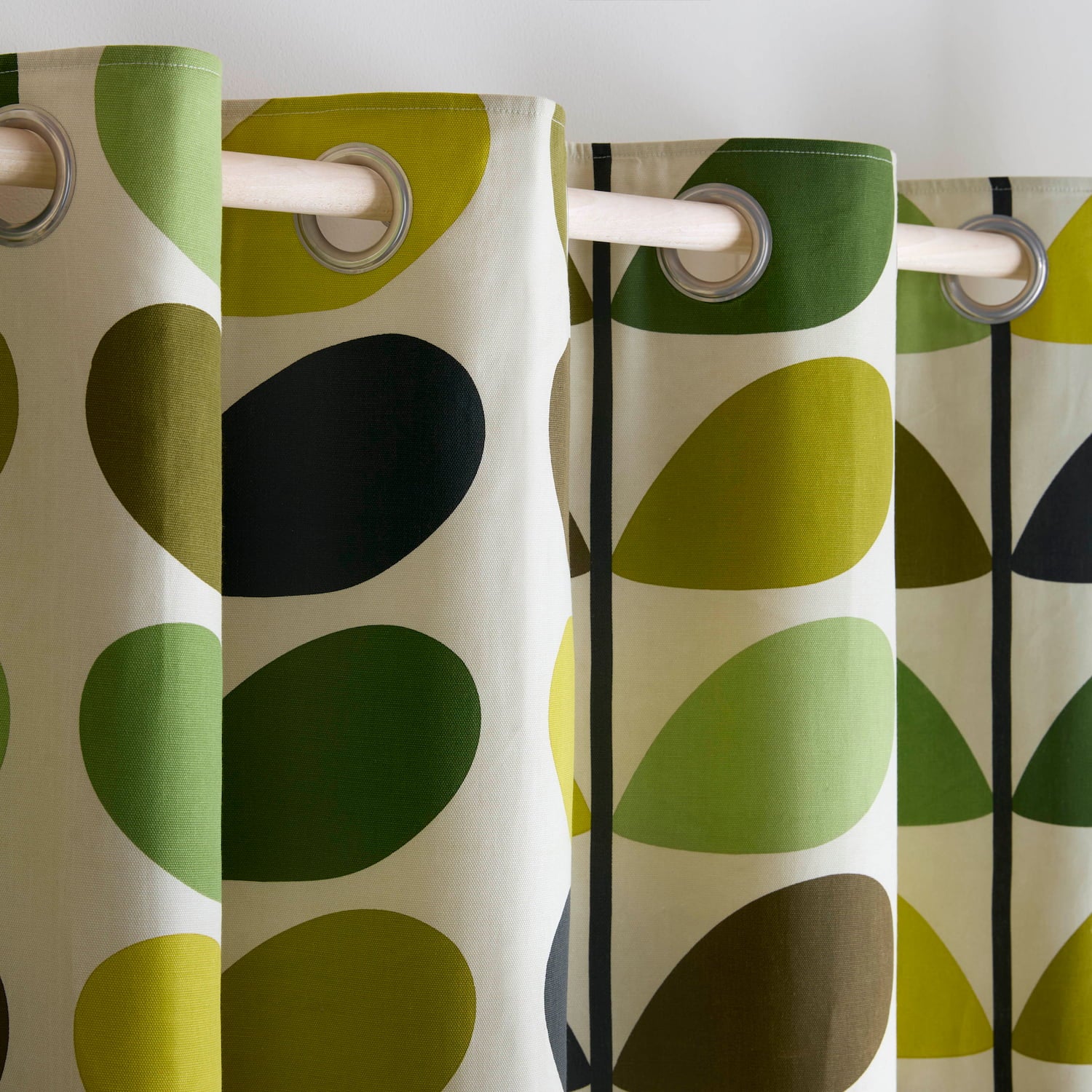 Multi Stem Lined Eyelet Curtains - Fern Ochre