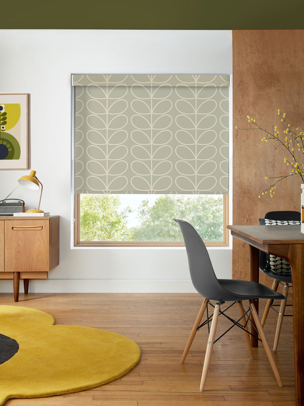 Pebble Jumbo Linear Stem Made to Measure Roller Blind