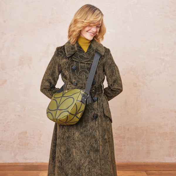 Rounder Crossbody - Giant Linear Stem Olive