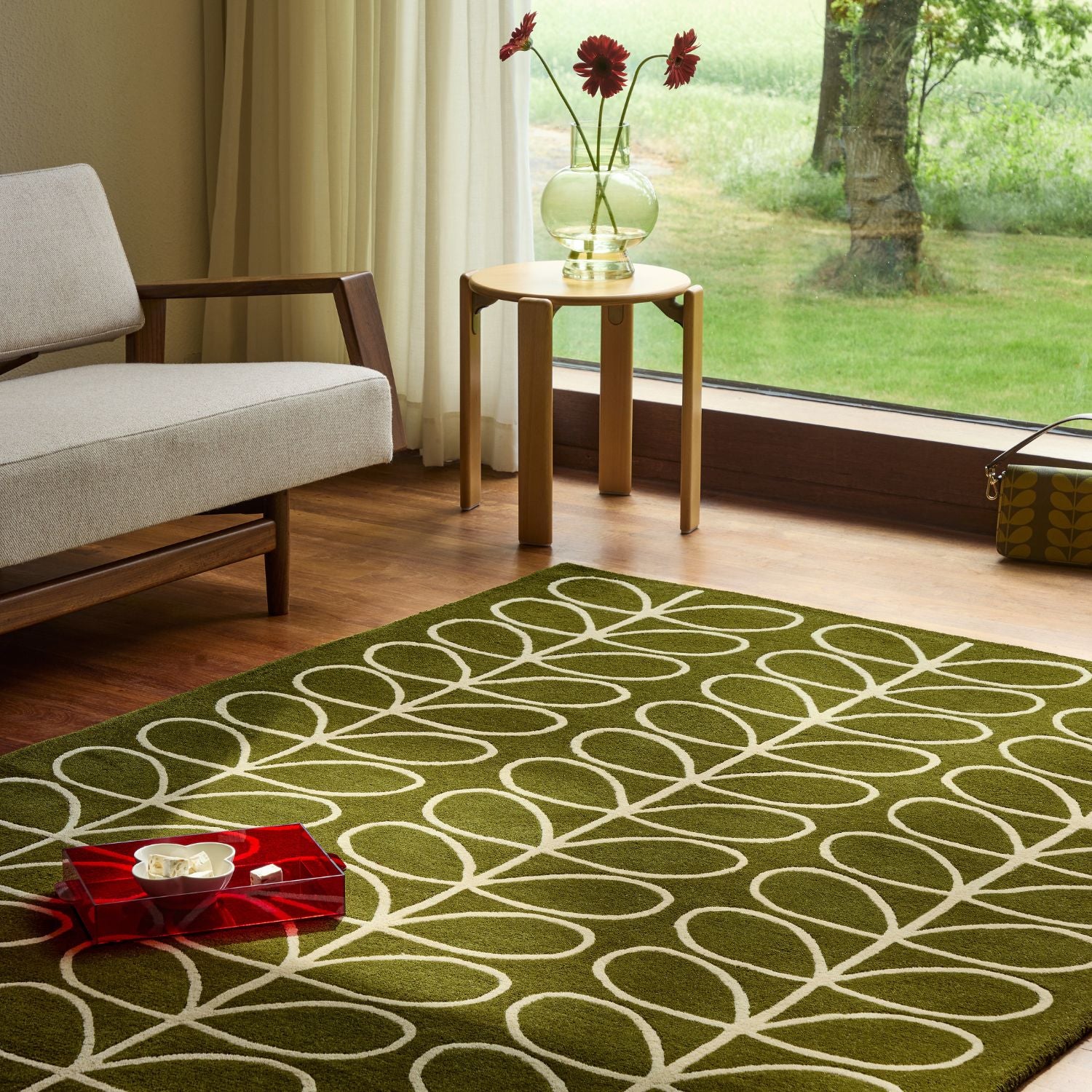 Linear Stem Rug - Olive