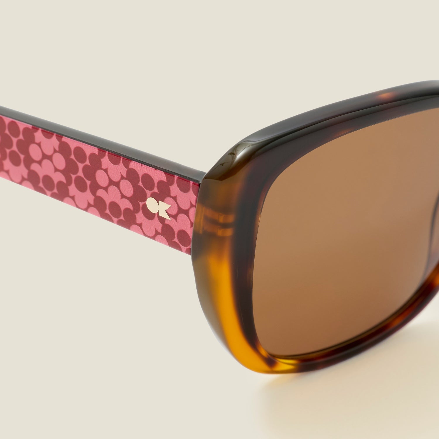 Azalea Sunglasses - Tortoiseshell & Puzzle Flower Fuchsia