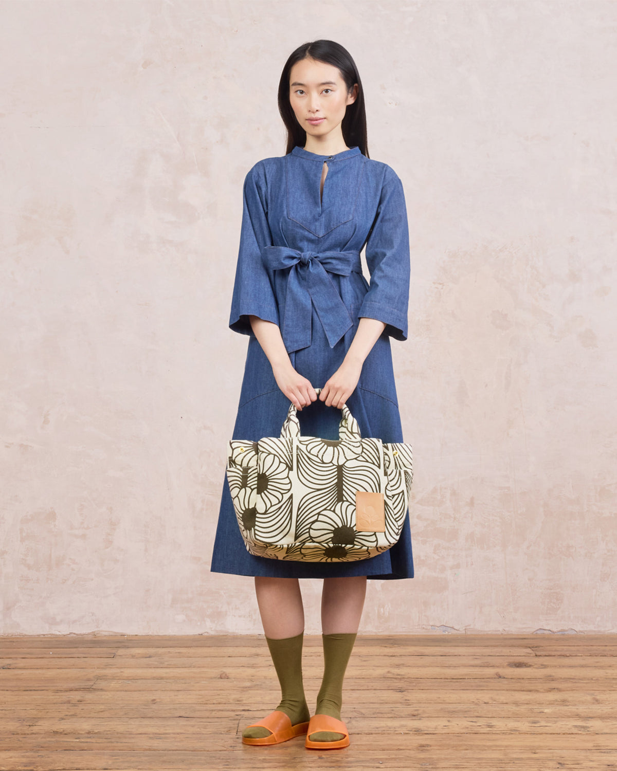Gable Cotton Canvas Tote - Moonflower Desert