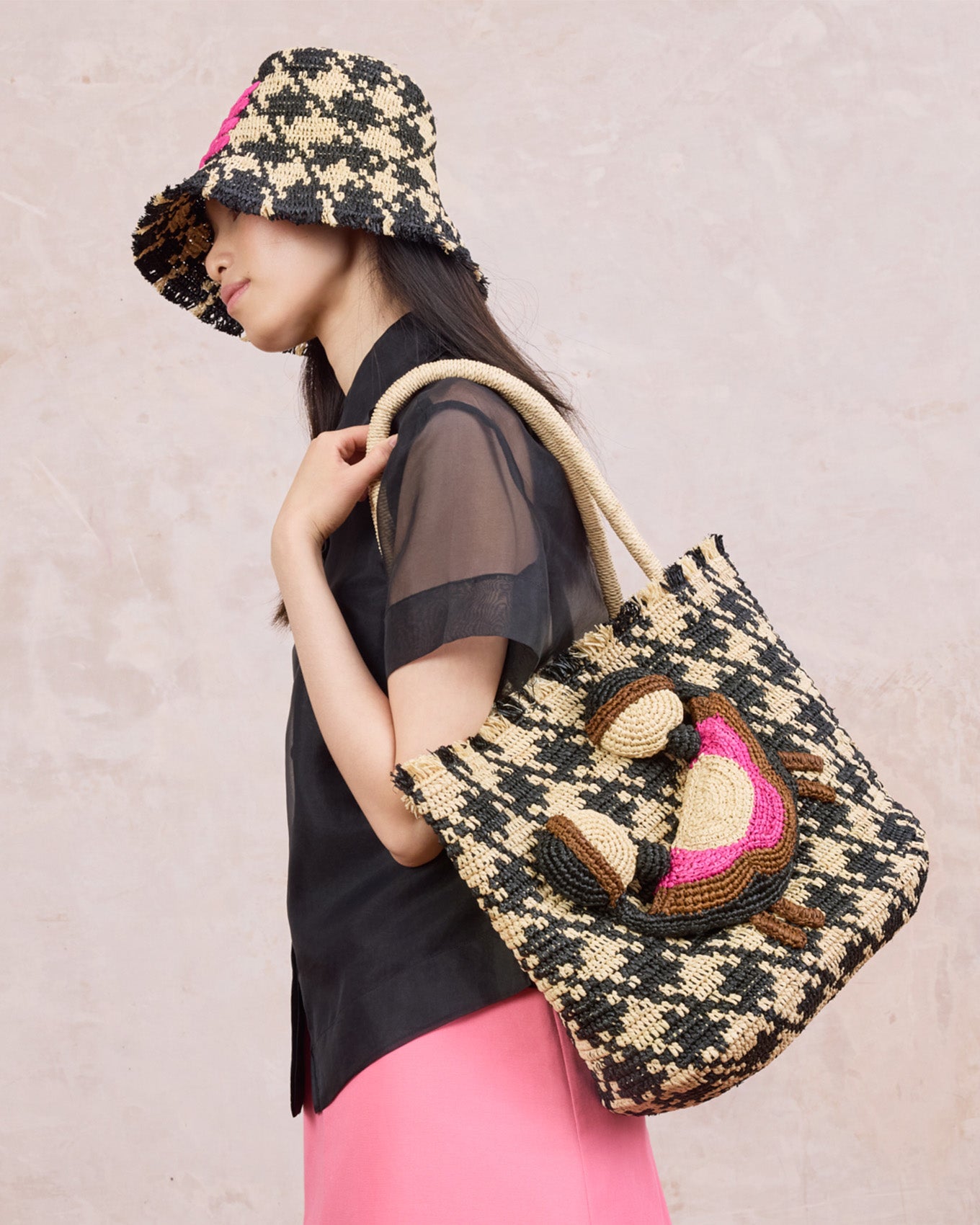 Crab and Houndstooth Raffia Tote Bag - Monochrome